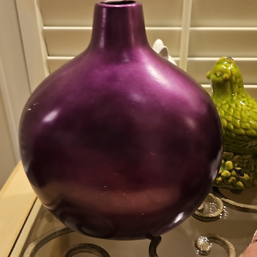 Luxurious Deep Purple Ceramic  Vase